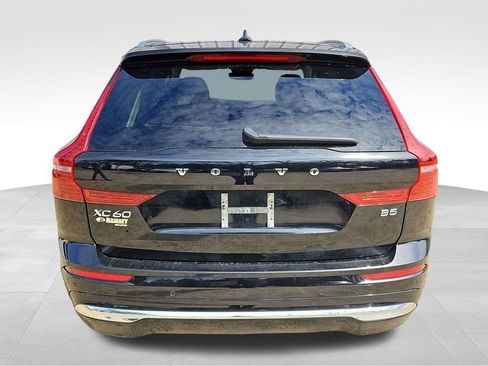 Used 2023 Volvo XC60 B5 Plus FWD image 6