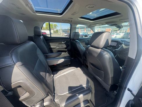 Used 2019 Chevrolet Traverse Premier w/ Redline Edition AWD/4WD image 27