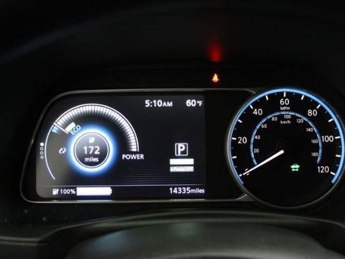 Used 2024 Nissan Leaf S image 19