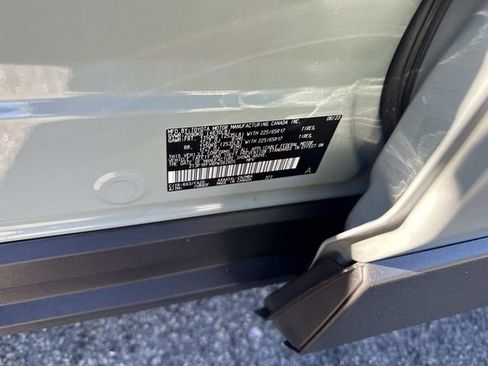 Used 2023 Toyota RAV4 XLE image 21