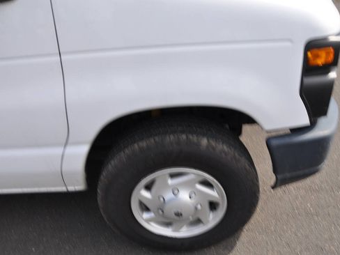 Used 2013 Ford E-250 and Econoline 250 RWD image 29