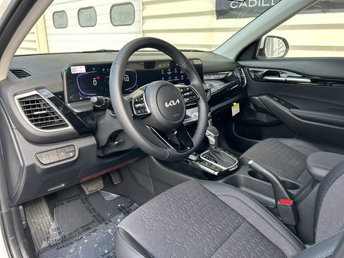 New 2026 Kia Seltos S image 10