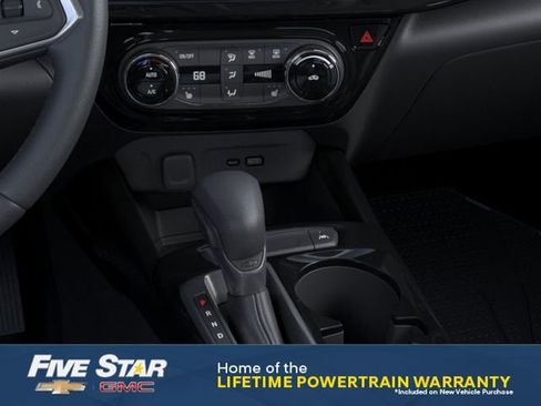 New 2026 Chevrolet Trax ACTIV FWD image 24