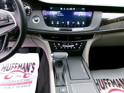 Used 2018 Cadillac CT6 Luxury image 18