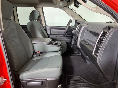 Used 2016 RAM 1500 Express AWD/4WD image 25
