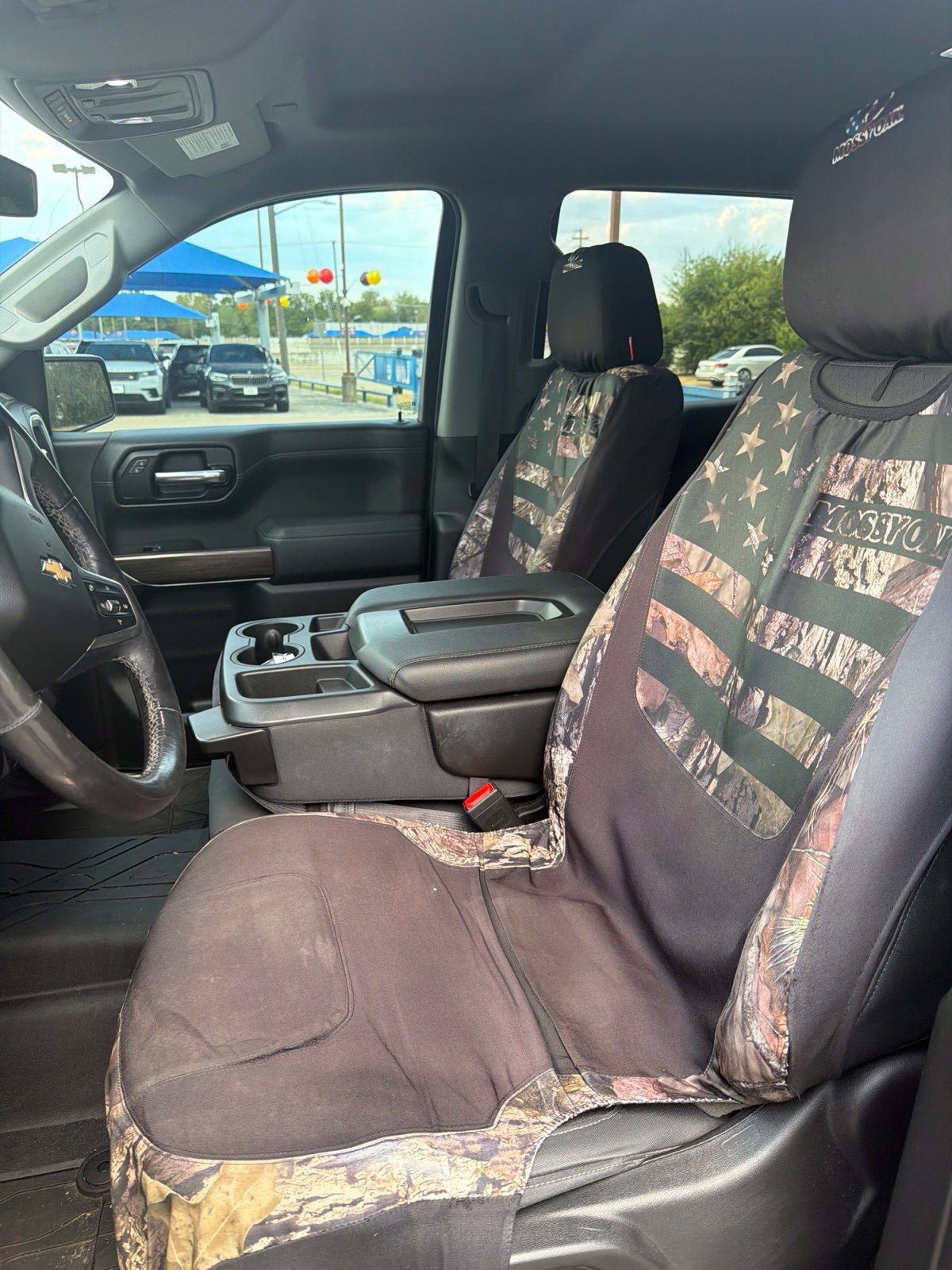 Used 2019 Chevrolet Silverado 1500 LT w/ Texas Edition AWD/4WD image 6