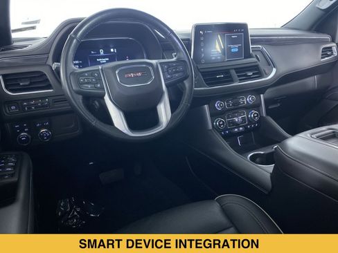 Certified 2022 GMC Yukon SLT w/ SLT Premium Package AWD/4WD image 2