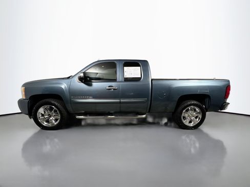 Used 2011 Chevrolet Silverado 1500 LT w/ Florida Edition RWD image 33