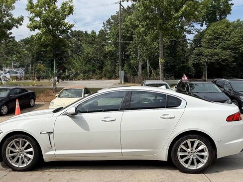 Used 2013 Jaguar XF RWD image 5