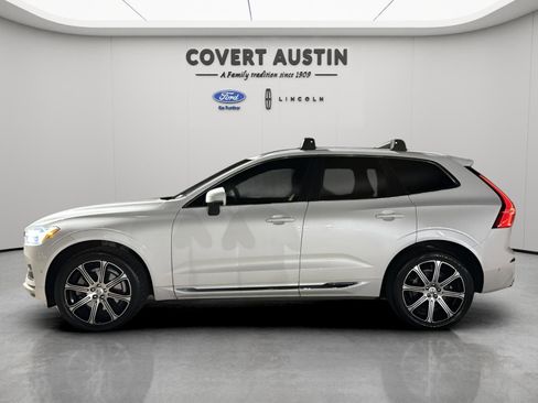 Used 2018 Volvo XC60 T6 Inscription w/ Convenience Package image 2
