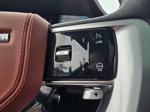 New 2026 Land Rover Range Rover SV image 32