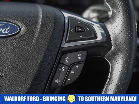 Used 2019 Ford Edge ST w/ Convenience Package image 30