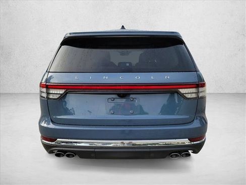 Used 2025 Lincoln Aviator Reserve w/ Illumination Package AWD/4WD image 6