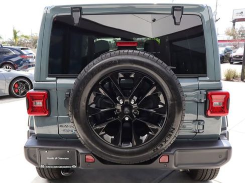 Used 2025 Jeep Wrangler Unlimited Sahara w/ Safety Group image 4