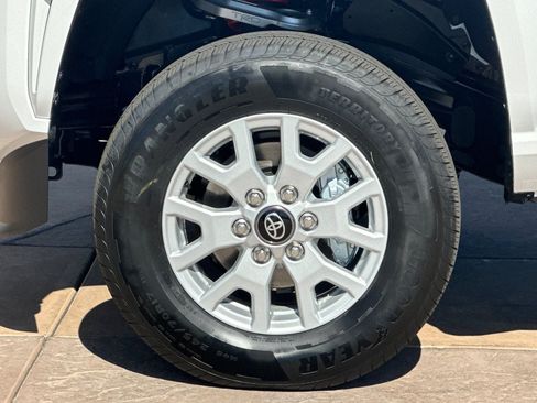 New 2026 Toyota Tacoma SR5 AWD/4WD image 31