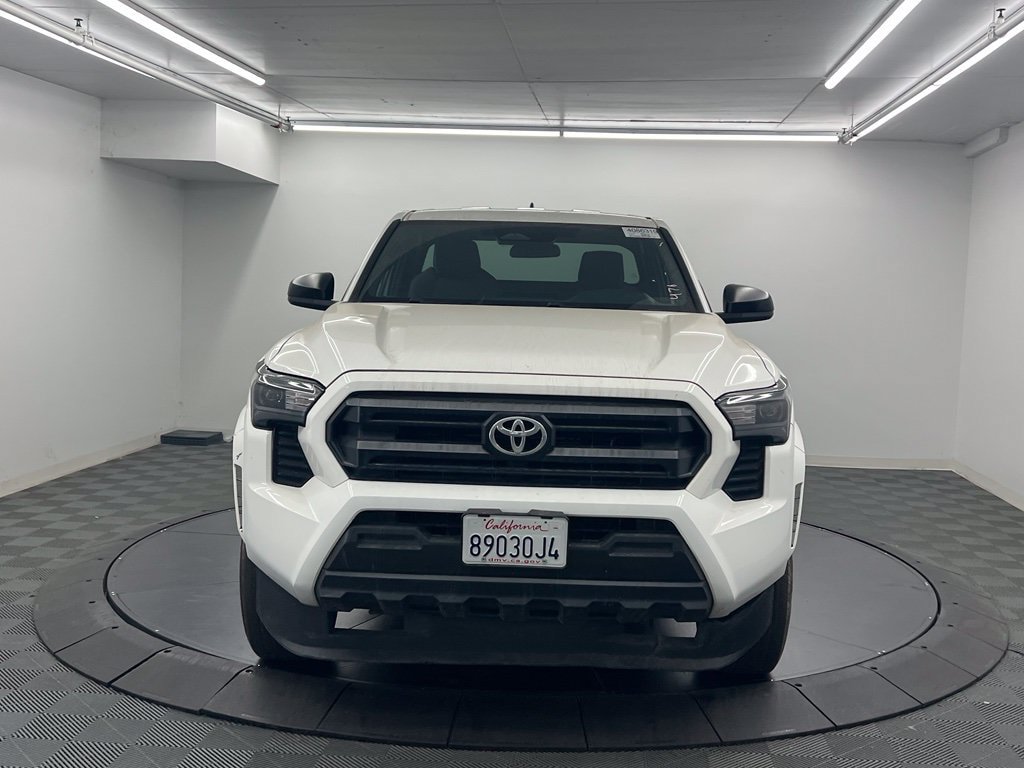 Used 2025 Toyota Tacoma SR RWD image 4