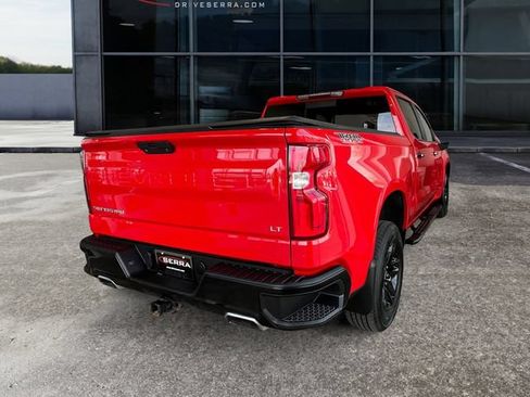 Used 2021 Chevrolet Silverado 1500 LT Trail Boss w/ Convenience Package II AWD/4WD image 4