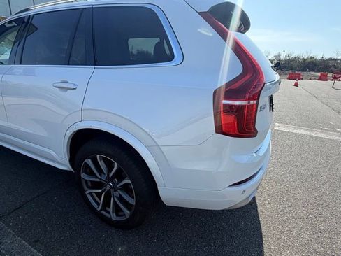 Used 2018 Volvo XC90 T5 Momentum w/ Protection Package image 4