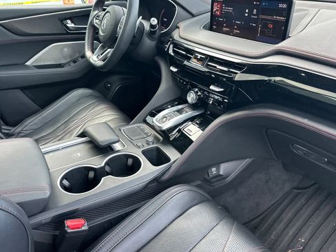 Used 2023 Acura MDX Type S image 17