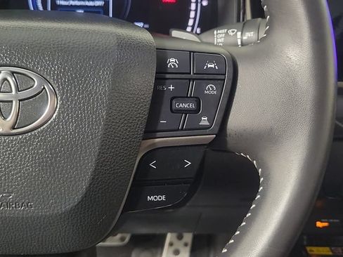 Used 2025 Toyota Camry SE w/ Convenience Package FWD image 25