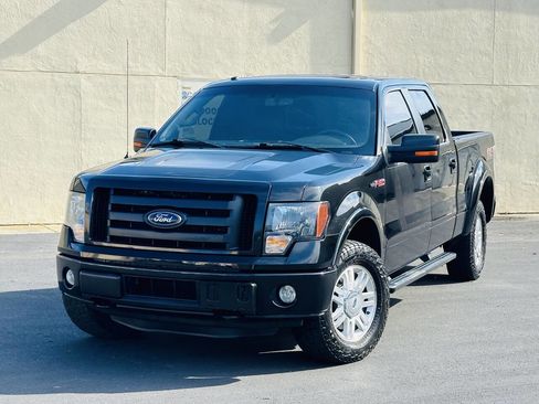 Used 2014 Ford F150 FX4 w/ FX Appearance Package image 3
