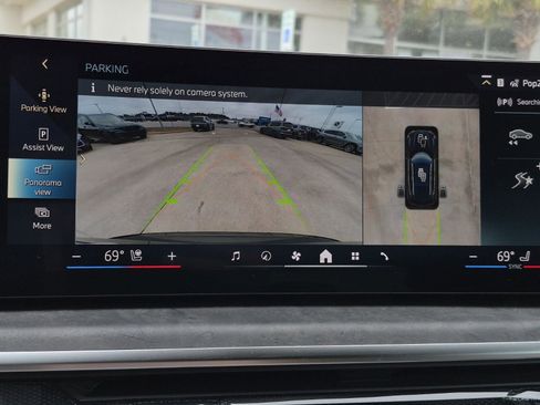 New 2026 BMW X5 xDrive50e w/ Executive Package image 18