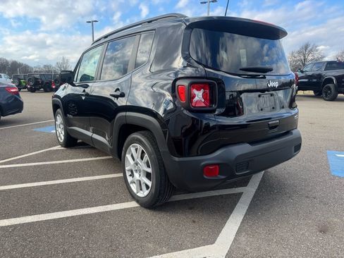 Used 2020 Jeep Renegade Latitude image 8