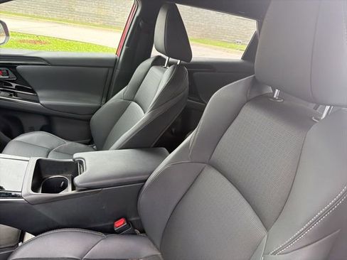 Used 2023 Subaru Solterra AWD image 9