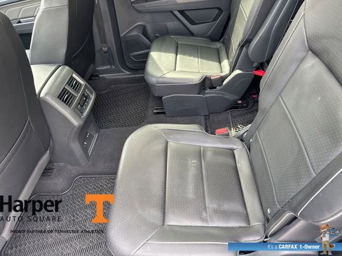 Used 2023 Volkswagen Atlas SE w/ Panoramic Sunroof Package image 10