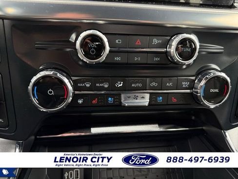 Used 2025 Ford F150 Lariat w/ Equipment Group 502A High image 26