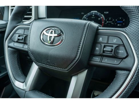New 2026 Toyota Tundra Limited AWD/4WD image 29