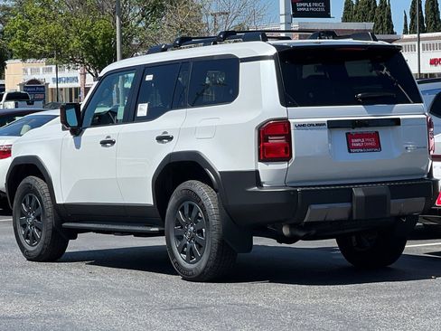 New 2026 Toyota Land Cruiser image 7