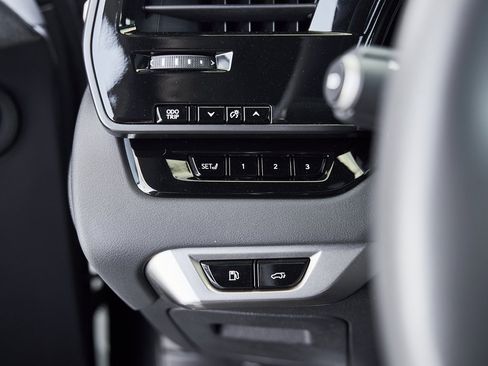 Used 2024 Lexus RX 350 w/ Convenience Package image 40