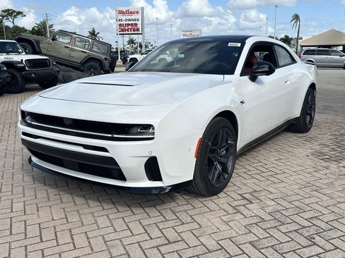 New 2026 Dodge Charger R/T AWD/4WD image 2