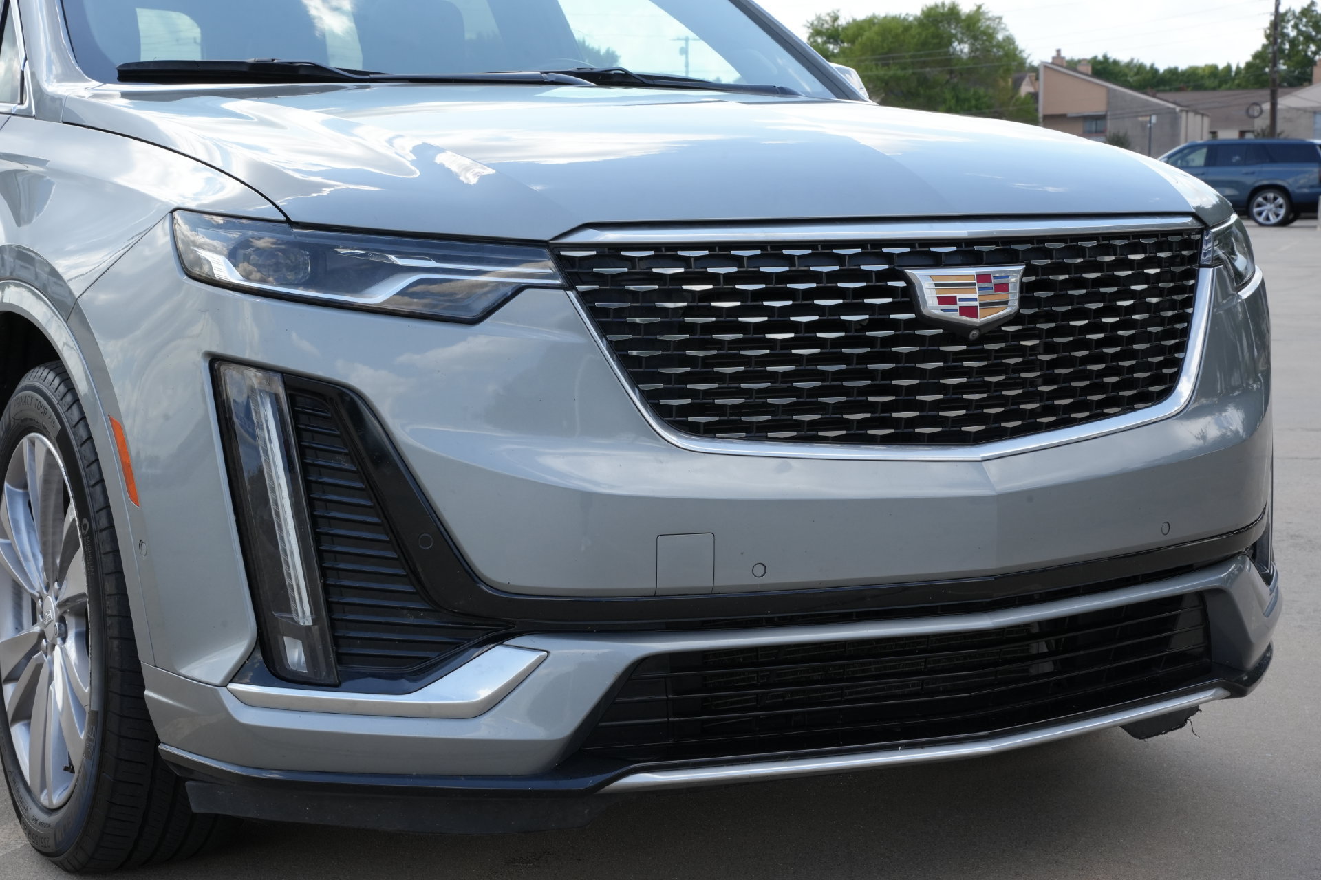 Used 2024 Cadillac XT6 Premium Luxury w/ Technology Package AWD/4WD image 29