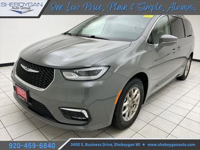 Certified 2022 Chrysler Pacifica Touring-L