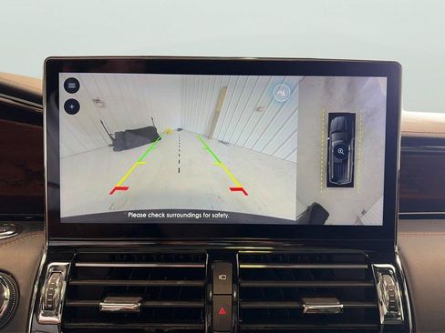 Used 2023 Lincoln Navigator Black Label AWD/4WD image 11