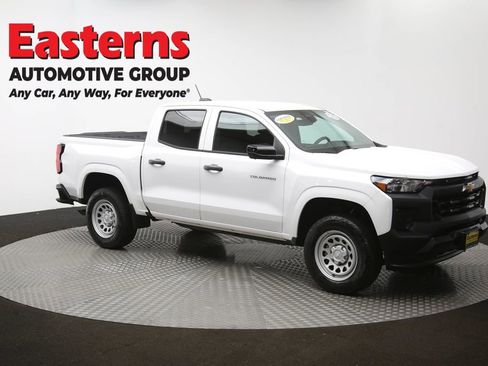 Used 2024 Chevrolet Colorado W/T w/ Technology Package RWD image 48
