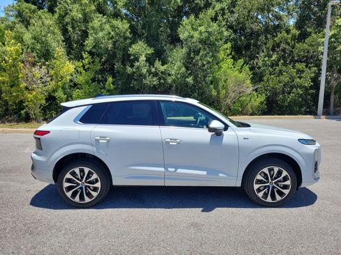 New 2026 Audi Q3 quattro 2.0T AWD/4WD image 3