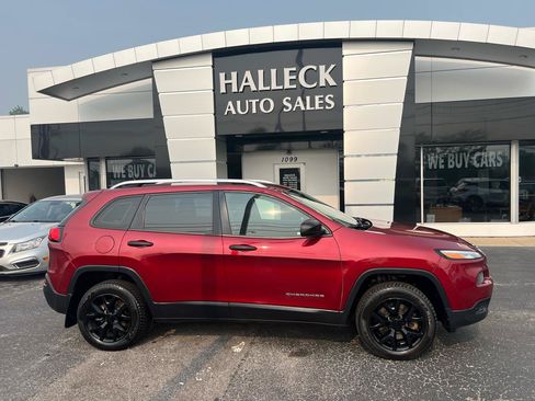 Used 2016 Jeep Cherokee Sport w/ Cold Weather Group AWD/4WD image 1