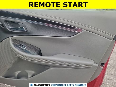 Used 2014 Chevrolet Impala LT w/ Convenience Package image 15