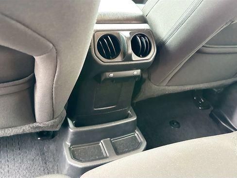 Used 2023 Jeep Wrangler Unlimited w/ Cold Weather Group image 28