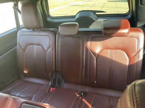 Used 2024 Ford Expedition Max Limited image 15