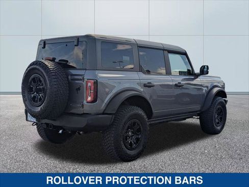 Used 2023 Ford Bronco Wildtrak image 5