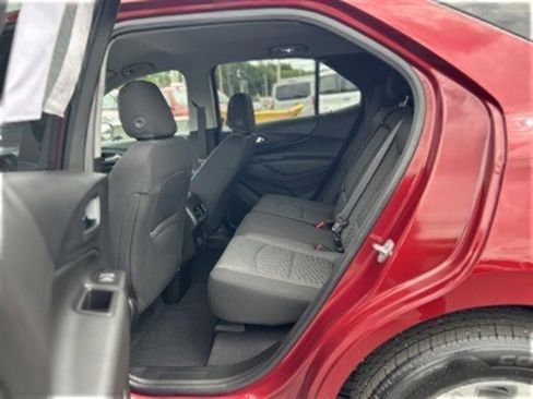 Used 2020 Chevrolet Equinox LT w/ Driver Convenience Package image 79