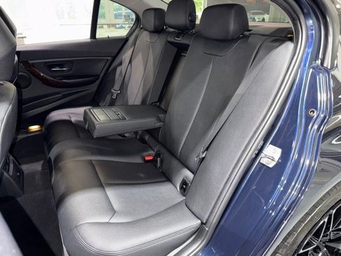 Used 2013 BMW 328i xDrive Sedan AWD/4WD image 8