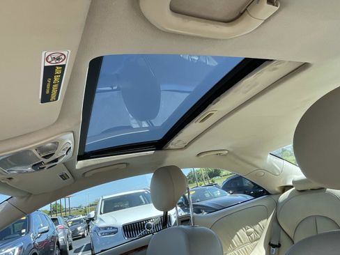 Used 2005 Mercedes-Benz CLK 320 Coupe image 17