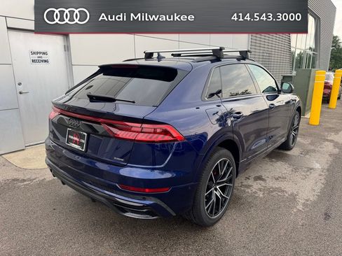 Used 2023 Audi Q8 Premium Plus w/ Premium Plus Package AWD/4WD image 3