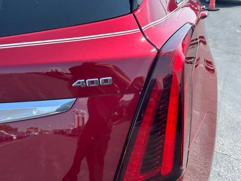 Used 2020 Cadillac XT5 Premium Luxury image 12