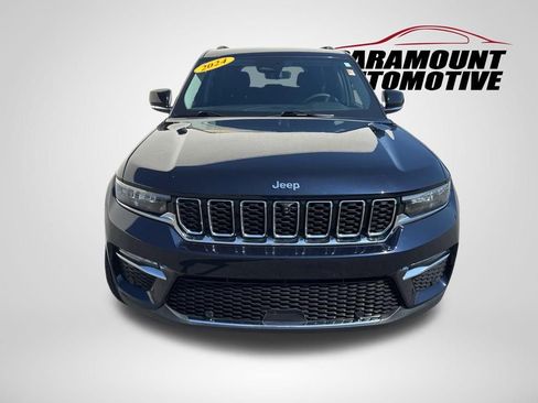 Used 2024 Jeep Grand Cherokee Limited w/ Luxury Tech Group II AWD/4WD image 2